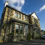 Πανσιόν Windermere Suites