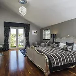 Windermere Suites 5*