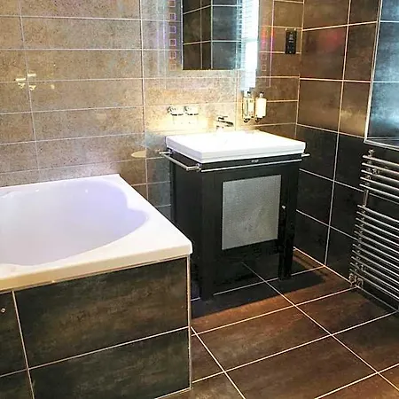 Windermere Suites