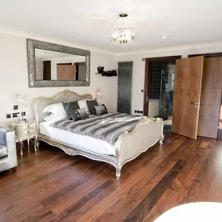 Windermere Suites