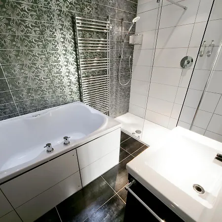 Windermere Suites Гостевой дом