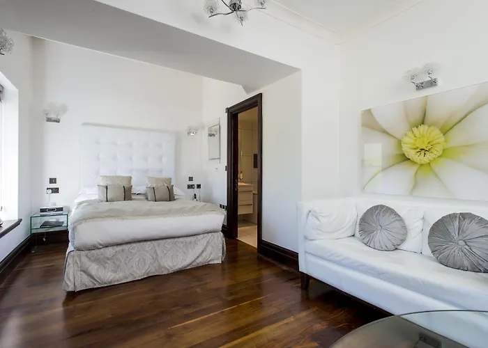 Pensión Windermere Suites