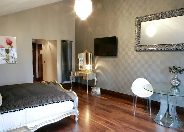 Pensión Windermere Suites