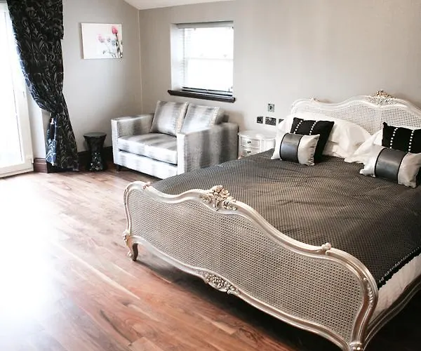 Pensión Windermere Suites